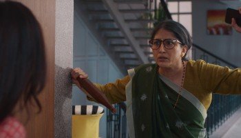 Download Ek Chatur Naar 2025 Hindi HDRip Full Movie